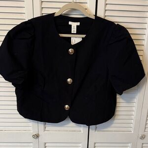 NWT H&M Black Button-Up Crop Top